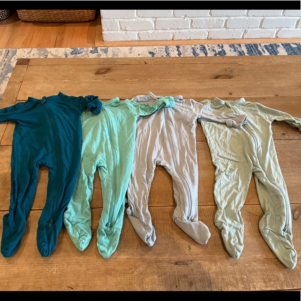 Kyte Baby Zippered Footie Onesies 0-3 Months